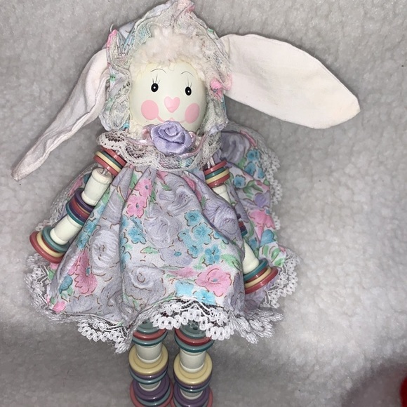 Vintage 3 Shelf sitters wooden bodies button limbs Valentines Day Easter Bunny - Picture 6 of 11